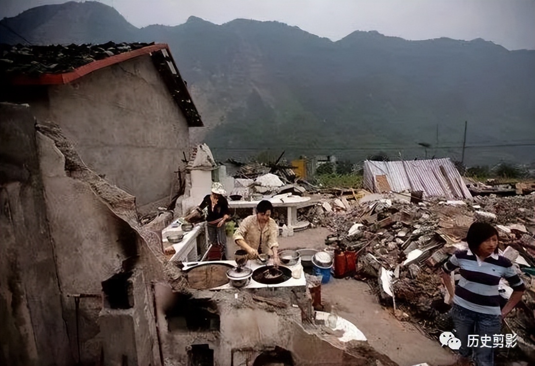 汶川地震15周年：100张照片，100个让人泪流满面的瞬间