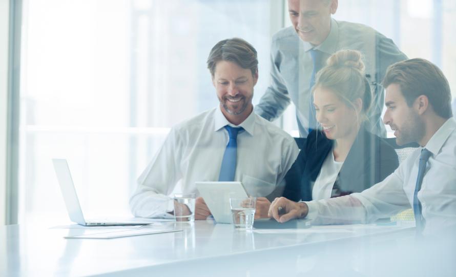 强强联合，心联互通签约广东、*疆新**总代理