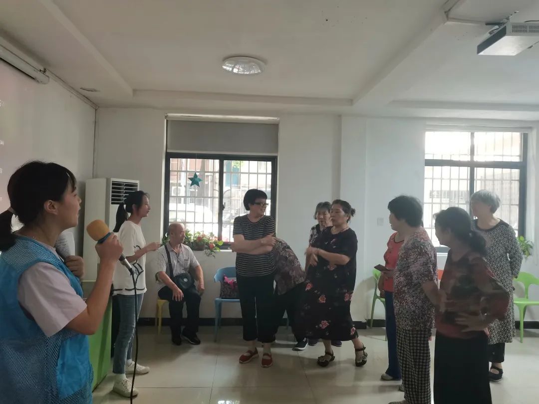 湖里区社区养老服务中心,湖中社区