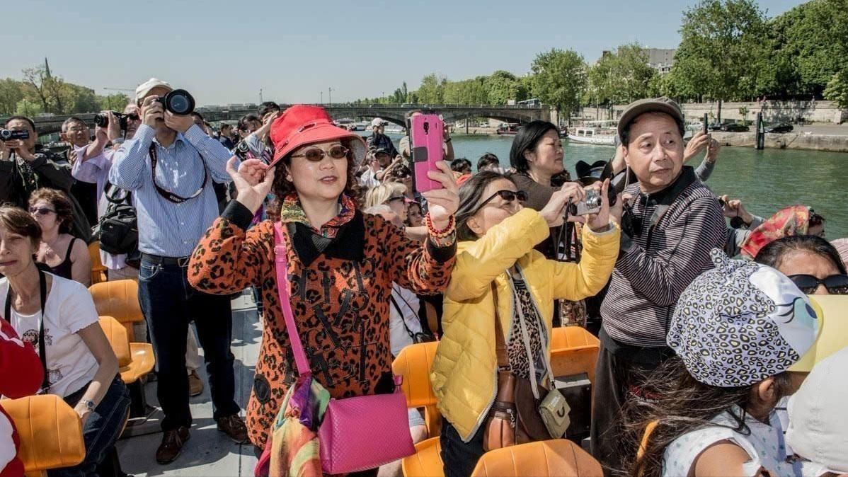 老年人免费旅行团有哪些,年轻人加入老年旅游团真的好