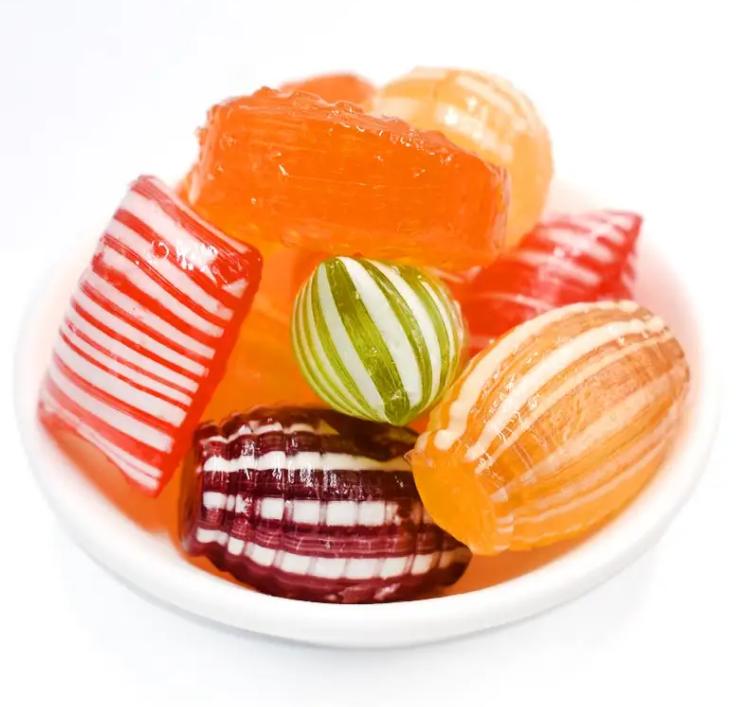 伟人与香烟：毛*东泽**吸百家烟，*小平邓**吸烟被递条，为戒烟吃花生