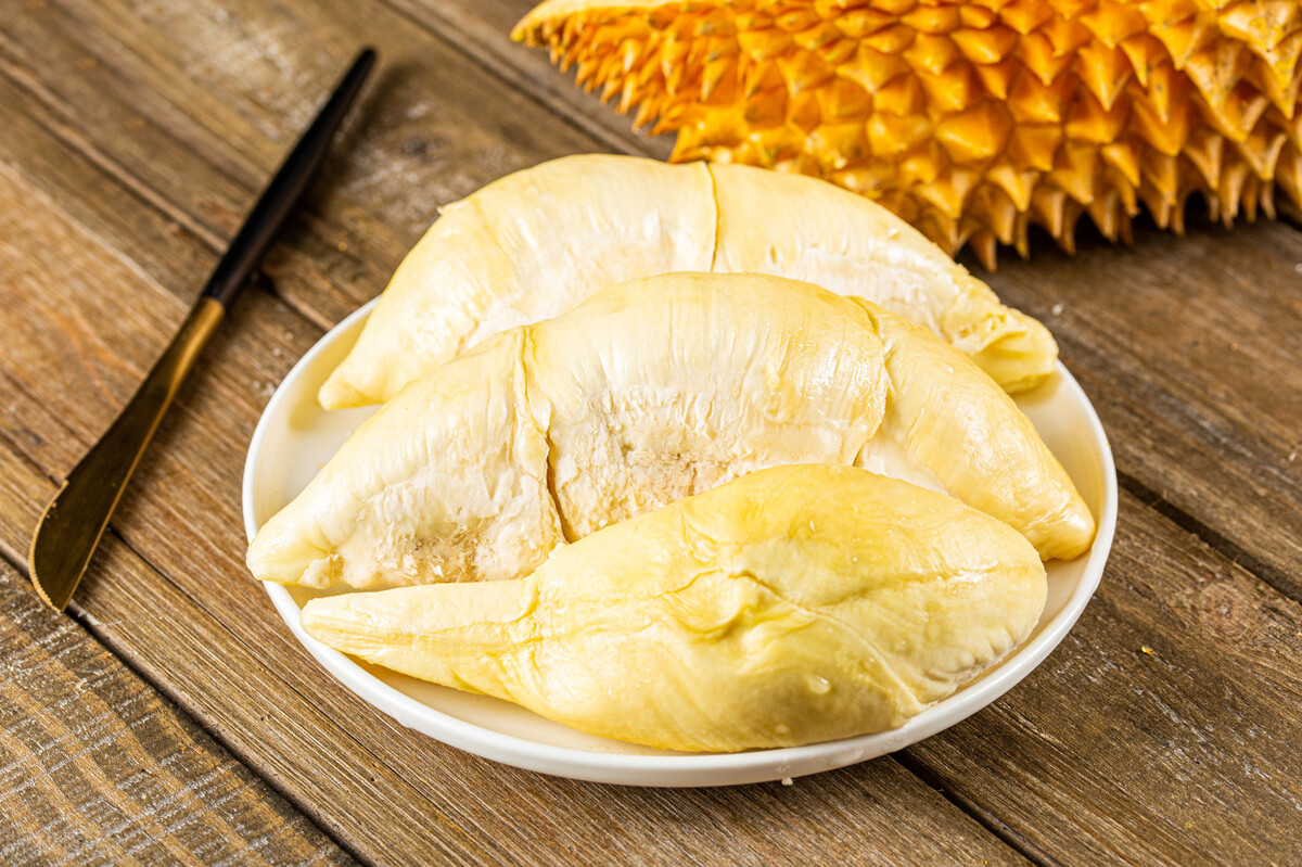 液氮锁鲜榴莲跟冻榴莲的区别,液氮冷冻榴莲肉和鲜榴莲哪个好