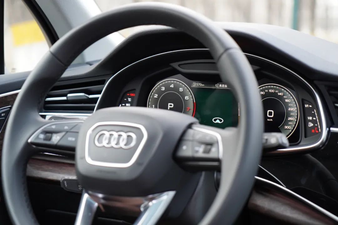 新款奥迪q7和老款比较,老款奥迪q7vs老款奥迪q5