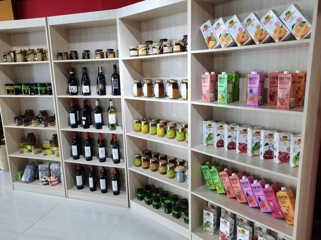 长安号中欧班列西安港务区,西安中欧班列长安号