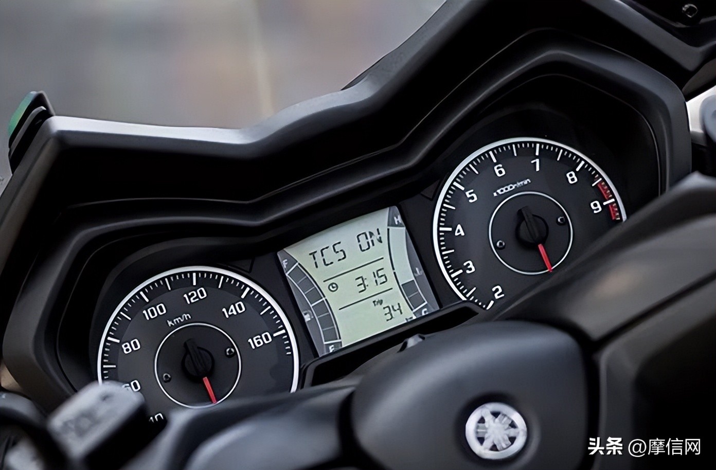 雅马哈发布2022款xmax250,雅马哈xmax250国内能买到吗