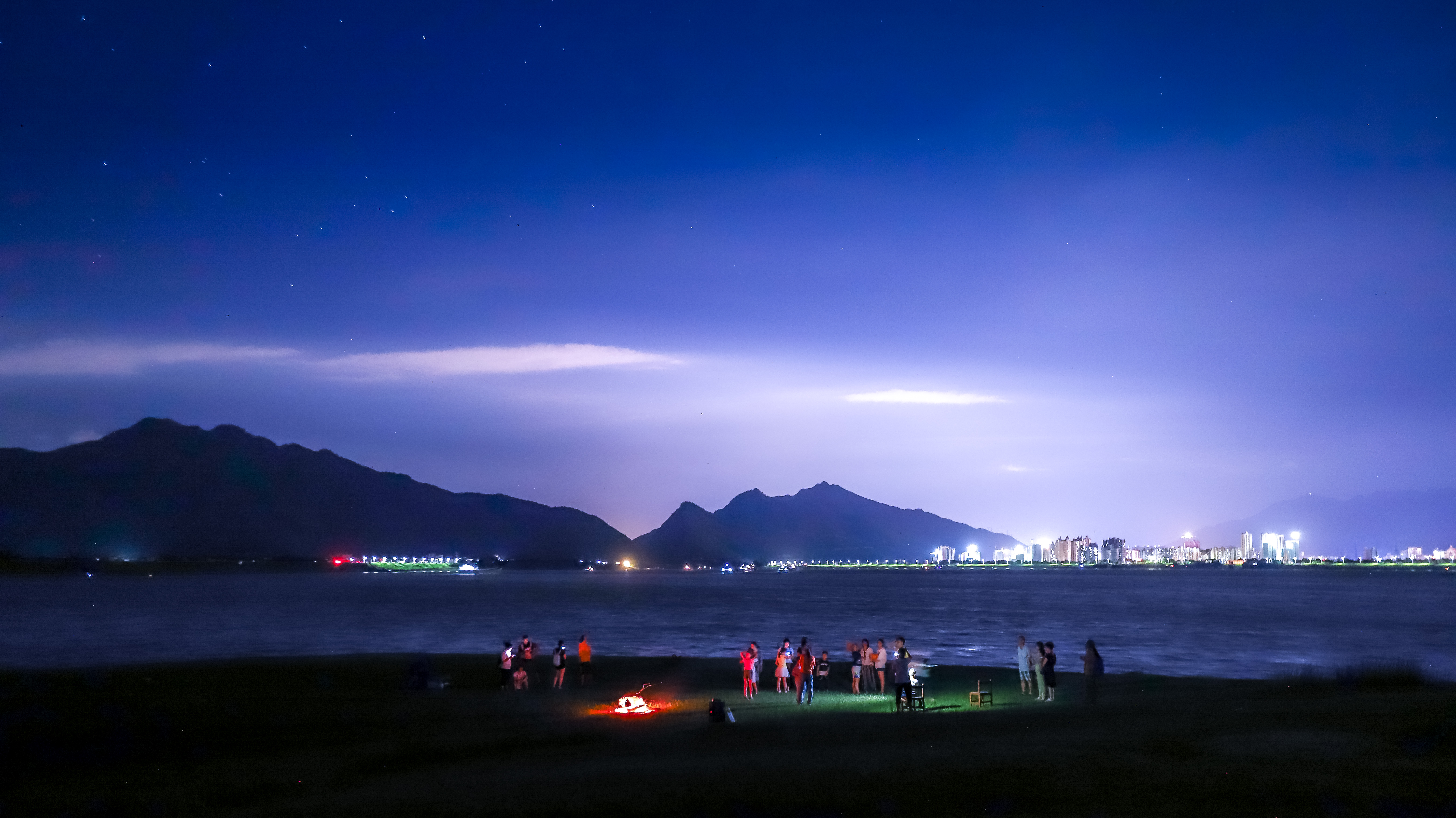 广东鲜为人知的水上古村，800年来只能乘船出入，至今不通公路