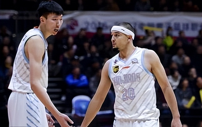 周琦和新疆男篮,周琦最新准确官方消息cba新疆队