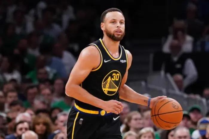 美媒评历史25大控卫库里居首,美媒评出十大控球后卫