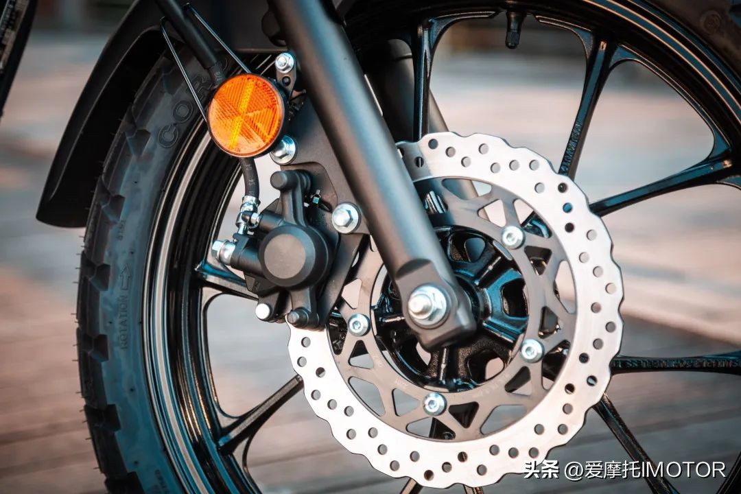 雅马哈gt150最新款,雅马哈发布通勤复古车gt150fazer