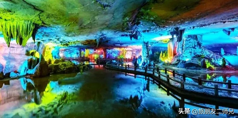 金秀圣堂湖在圣堂山吗,广州南浦出发一日游