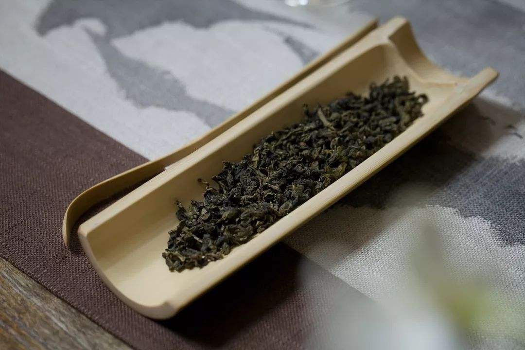 春天喝哪种茶对身体好,春季适合喝什么茶需要注意什么