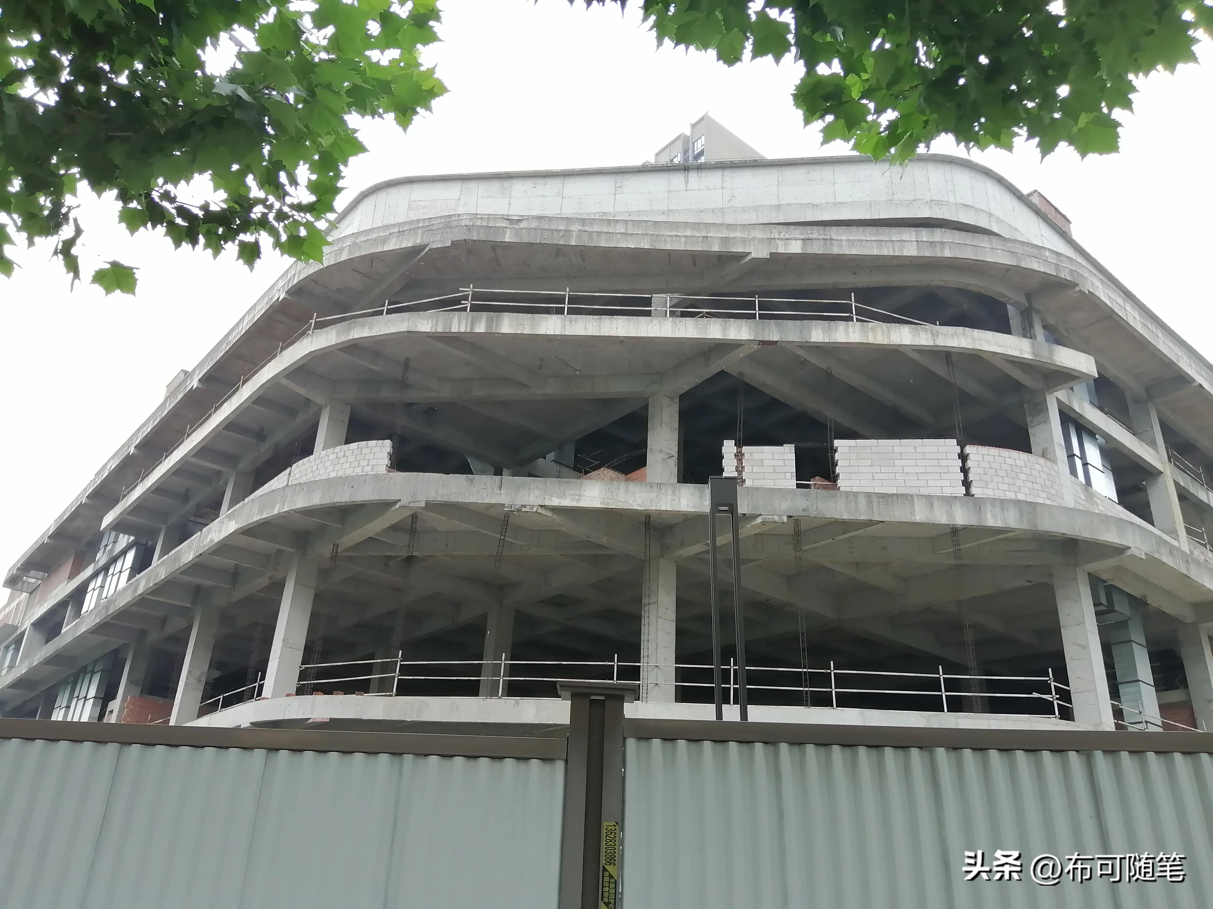 布可随笔：实体已经不行了？那网上的钱就好赚？