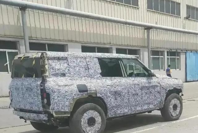 奇瑞版“大G”路试，配智能四驱，2.0T＋8AT＋三把锁，越野极强