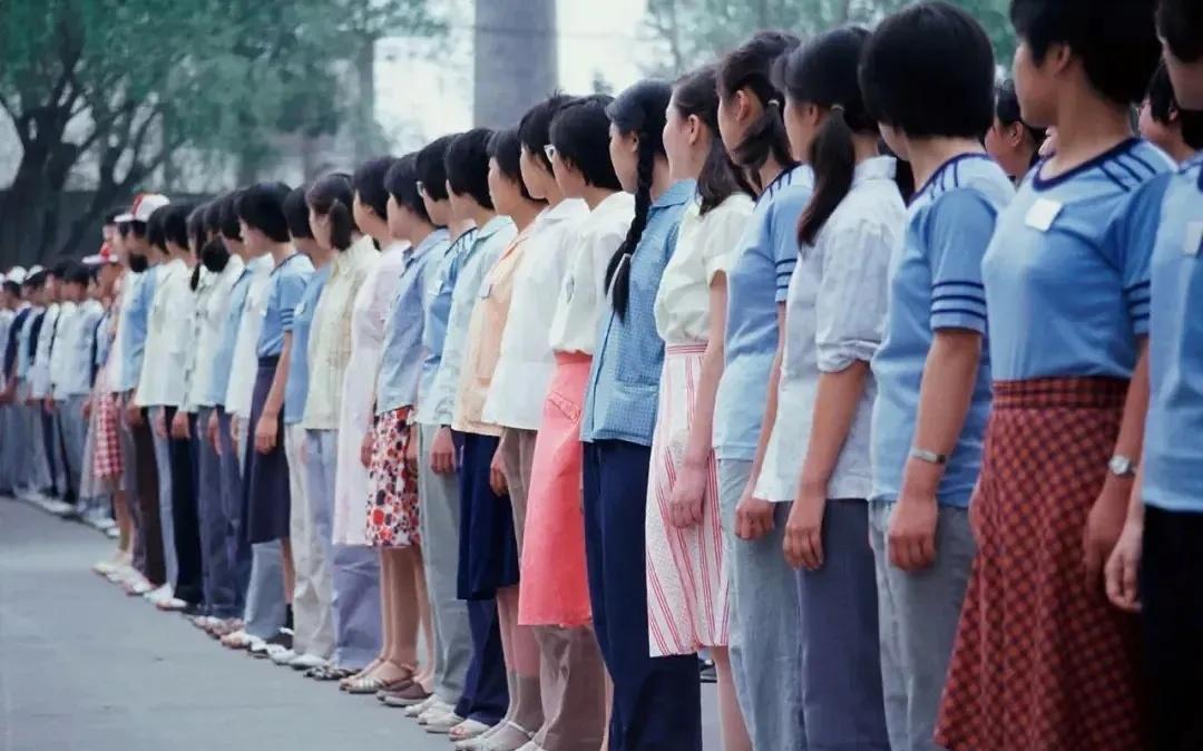 日军兽行照片:当着父亲的面玷污他女儿,临走还残忍割下妻子乳房