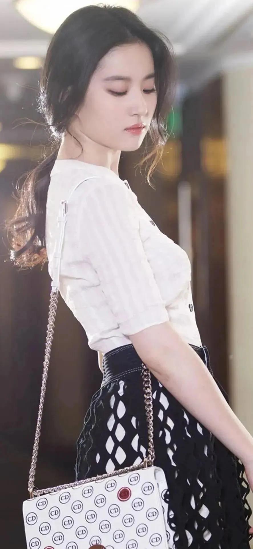 暮色知我心意光影斑驳如你