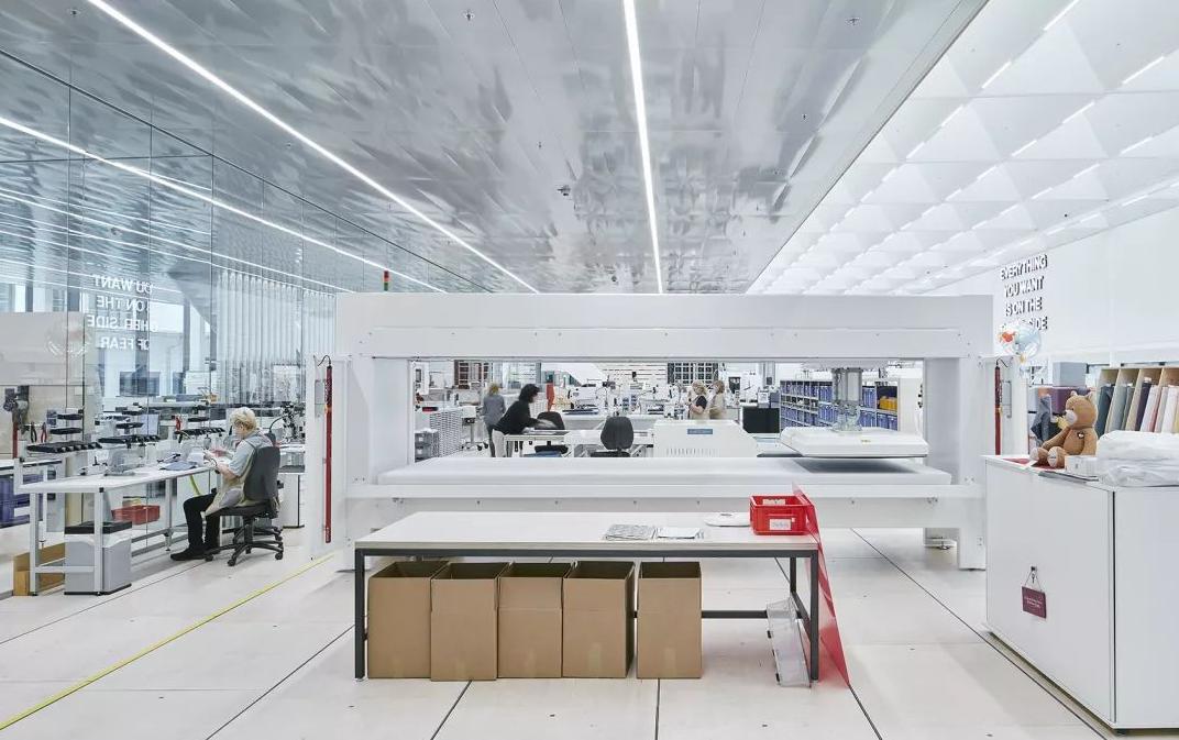 工业旅游，施华洛世奇摆脱疫情和网购冲击的绝招