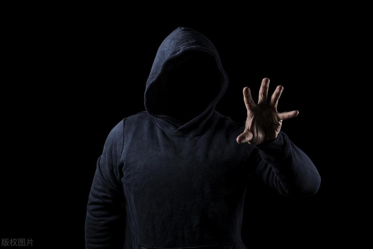 多女主且女主黑化的小说,男主黑化实力逆天的小说