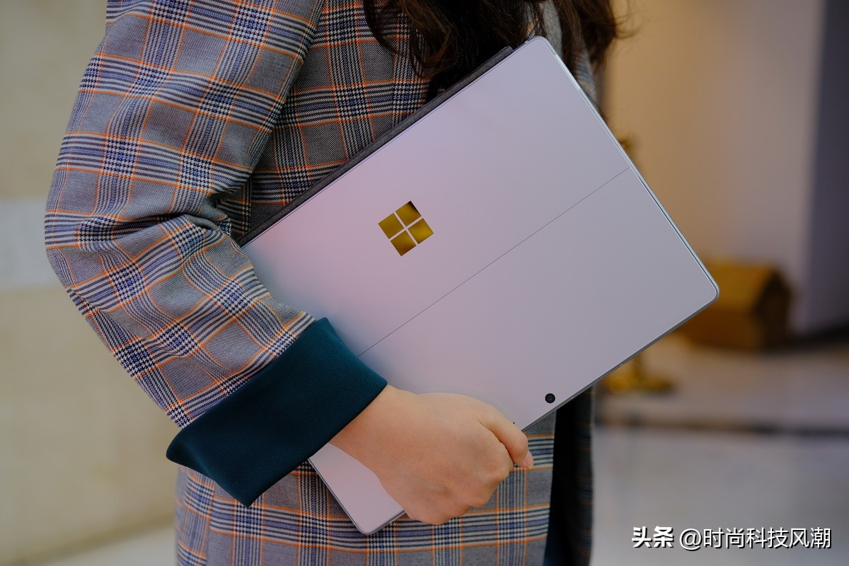 surfacepro9sq35g评测,surfacepro9对比笔记本电脑