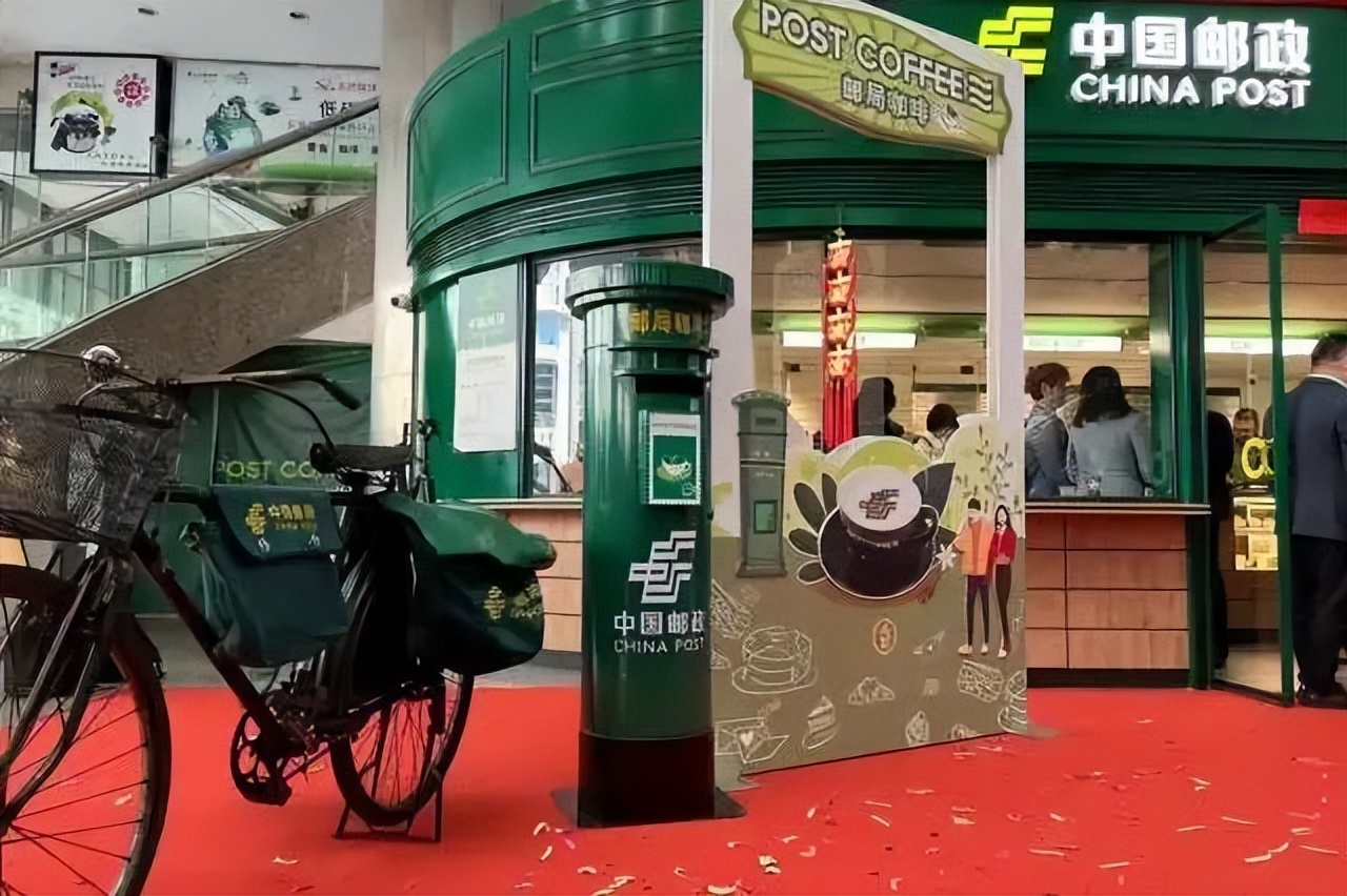 跨界品牌合作经典案例,经典品牌跨界开店