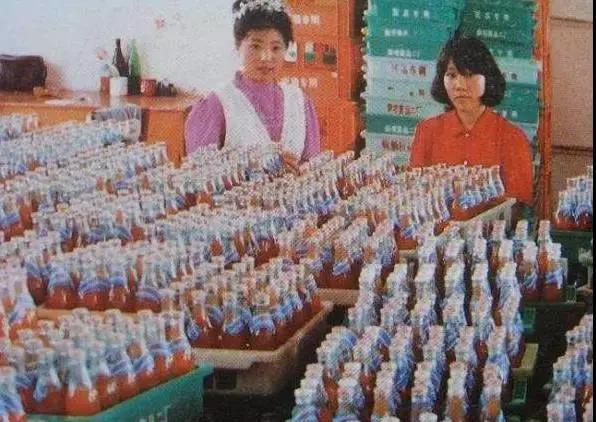 好物之国货志丨用一瓶汉口二厂汽水,“复活”老武汉的味道