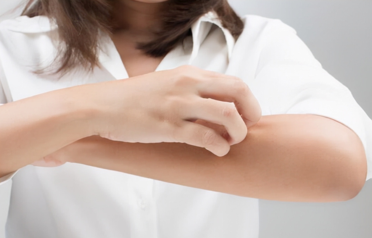 几块钱红霉素眼膏,几块钱的红霉素能用吗