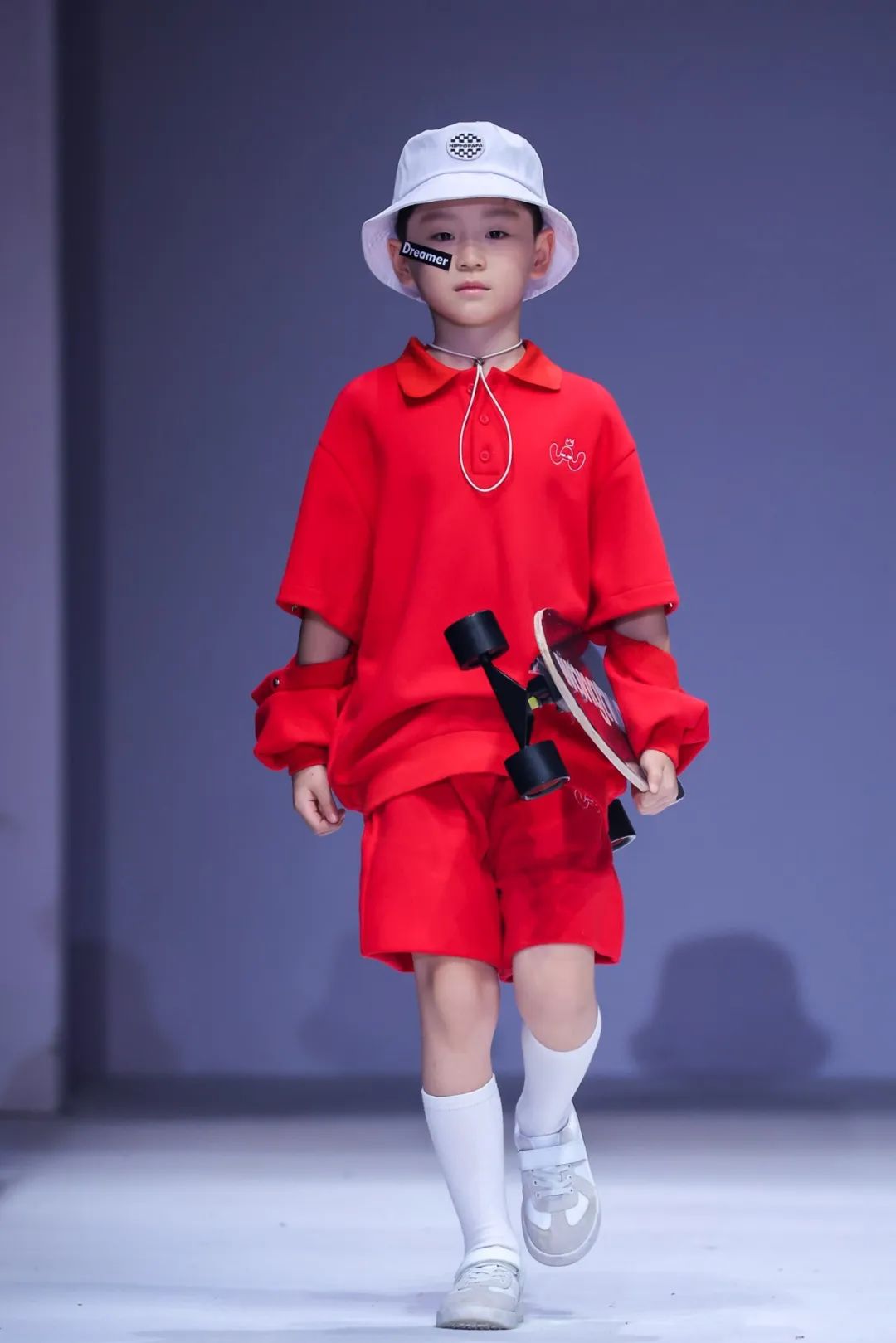 “铁皮青蛙”玩起来！|AW23童话小镇童装报名开启！