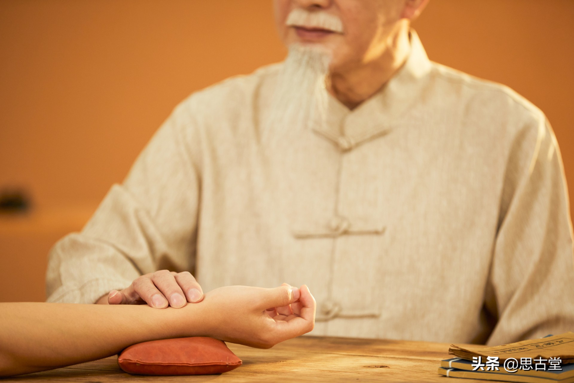 前列腺炎尿频尿急中医教你,喝中药能治前列腺炎尿频尿急吗