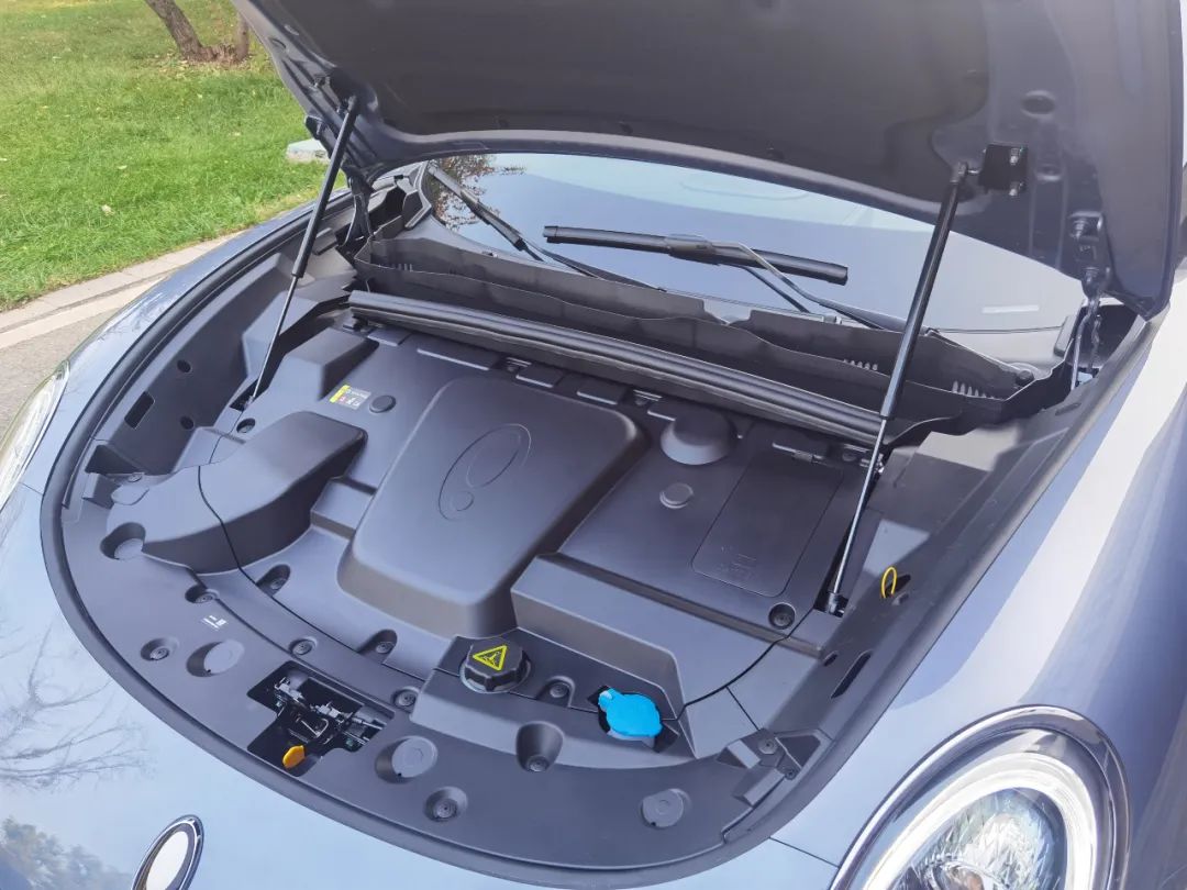 闪电猫马路实车对比,新款闪电猫试驾