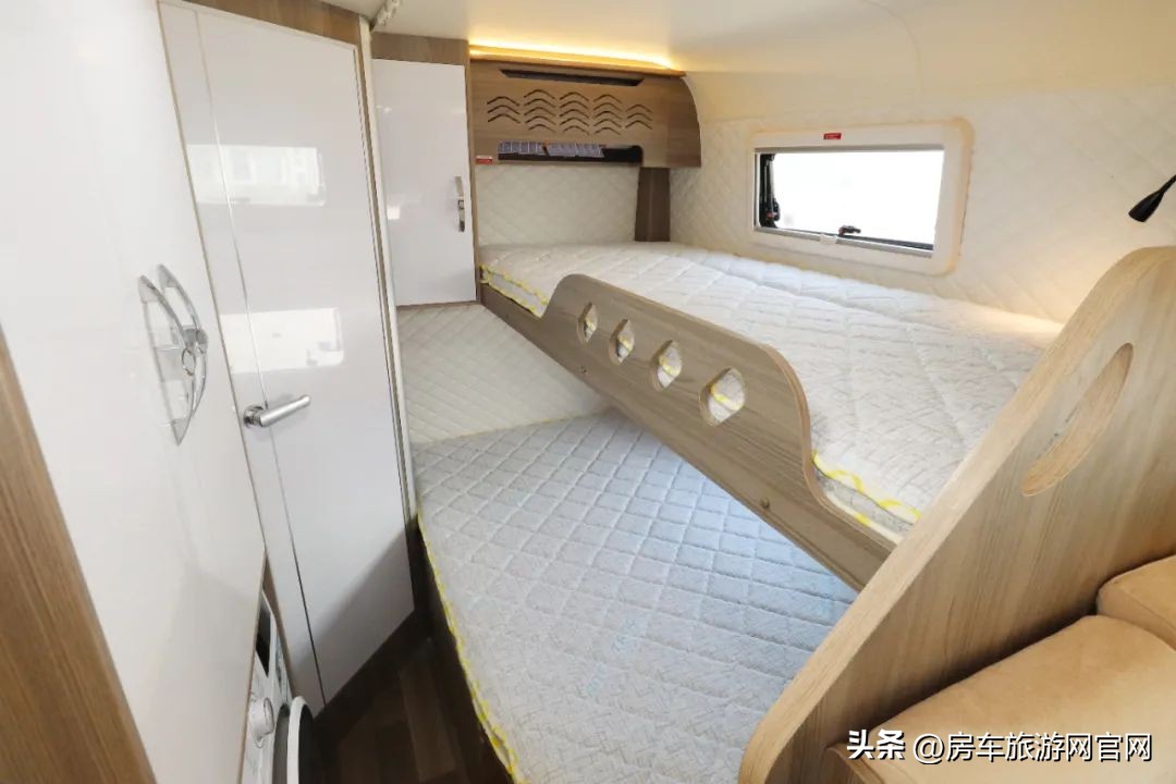 新飞房车h300,新飞h300尊享版轻卡平头房车