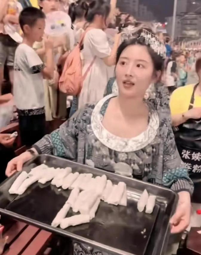 这才是中国人应该有的气质,这才是足球最美的样子