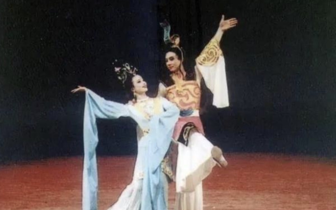 刘亦菲之母刘晓莉照片,刘亦菲与妈妈刘晓莉的同框照