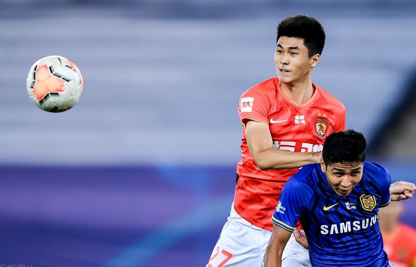 国足铁卫一挑二,国足铁卫战斗力