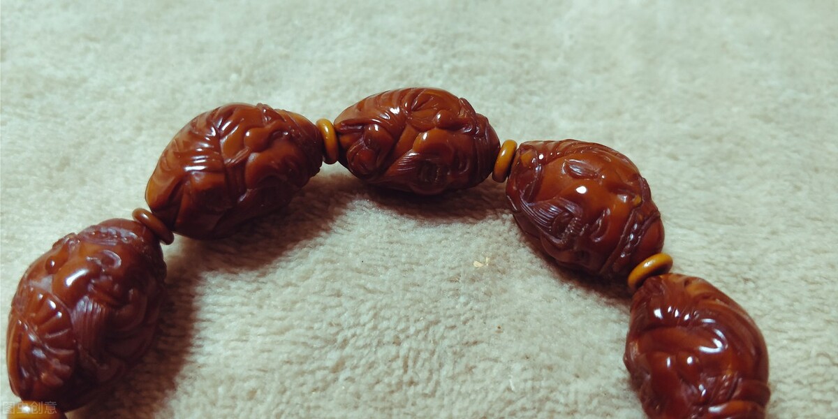 文玩手串不戴时在家里摆放要注意,文玩手串不玩怎么收纳