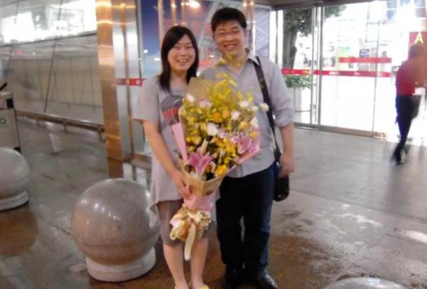 西单女孩成名视频,西单女孩春晚董明珠