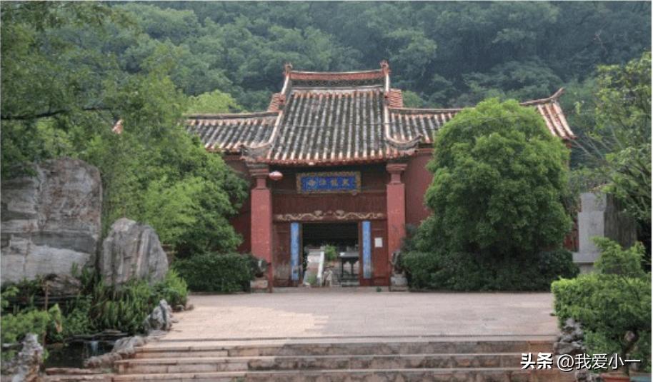 云南昆明古建筑群图,云南省昆明市官渡古镇古建筑