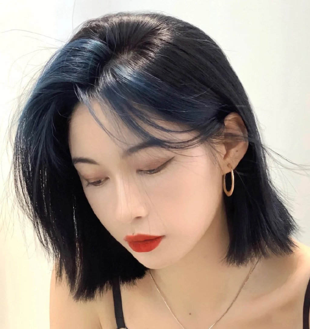 法式刘海漂染蓝色,法式八字刘海染什么色好看