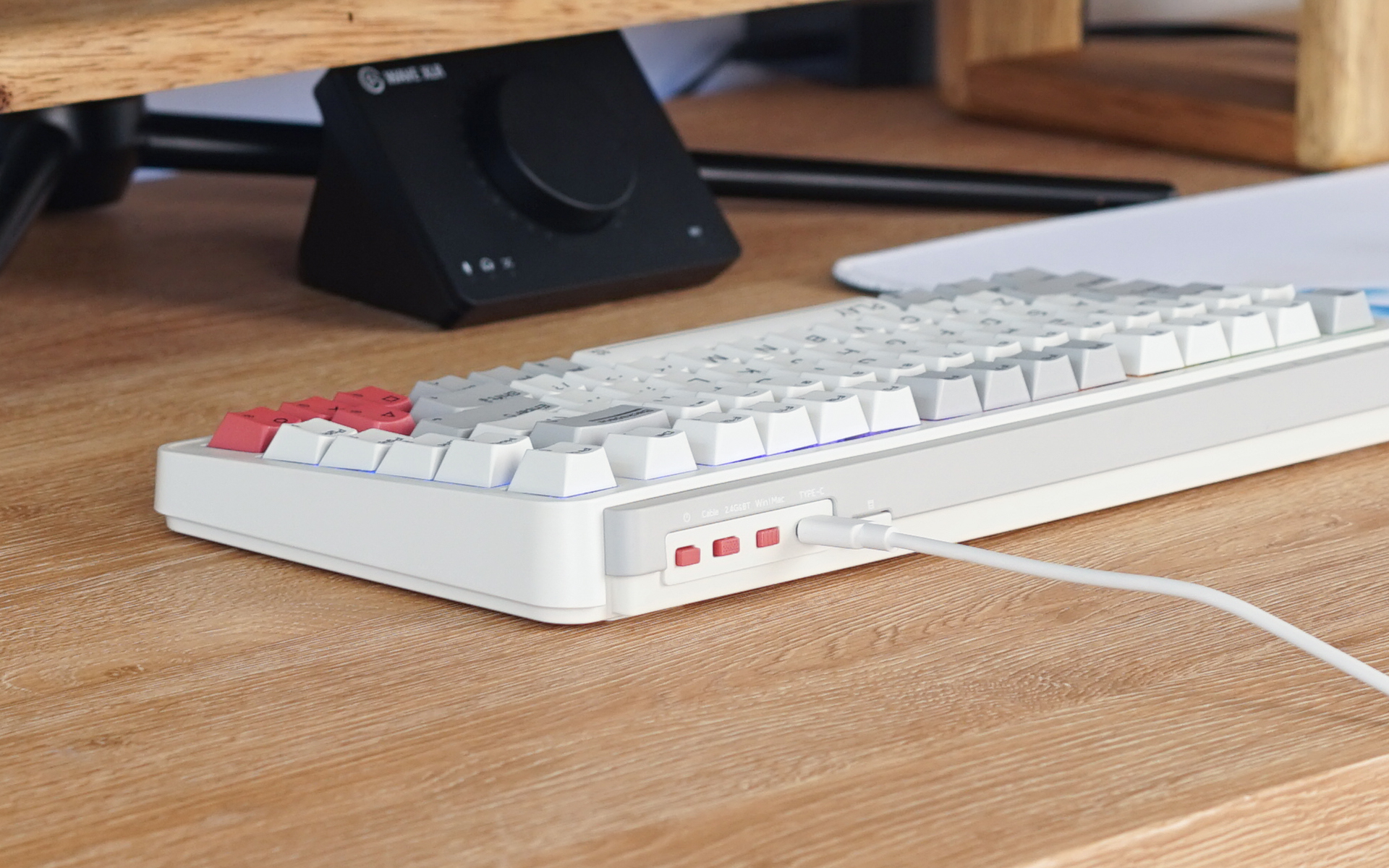 简洁情怀风,功能齐备83键,米物ARTZ830机械键盘体验