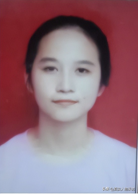 我和妹妹都是抑郁症患者，起因各不相同，她比我严重却救我一命