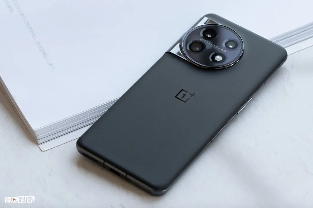 暴跌1900元，这是上半年降价最狠的手机了