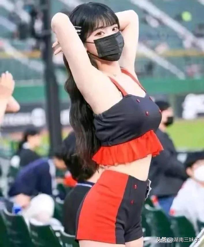 卡塔尔世界杯韩国足球宝贝李多惠,卡塔尔世界杯韩国啦啦队李多惠