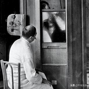 日军*行暴**照片，女子脱衣服让日本人拍摄被*辱侮**致死，惨死野外4