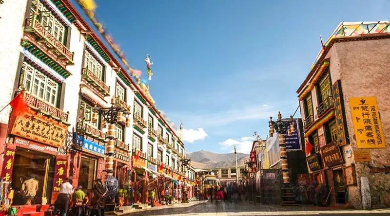 西藏无人区旅游攻略,2021西藏必火的7个旅行地此生必去