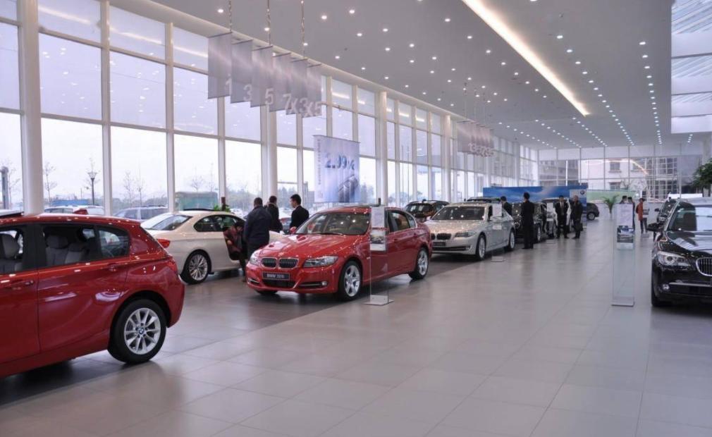 在4s店买车必须强制买保险怎么办,4s店买车强制买保险有哪些险种