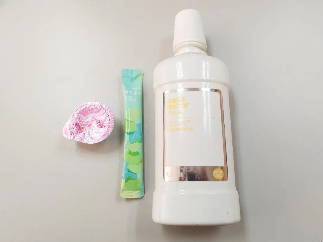 花100元买名创优品,花50元去名创优品买文具