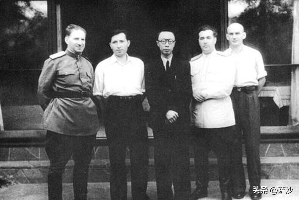 溥仪在苏联被关了五年生活怎么样,溥仪为什么会被苏联囚禁