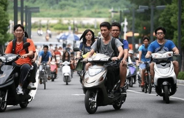 电动车换电池选择什么电池,电动车更换电池需要注意哪些问题