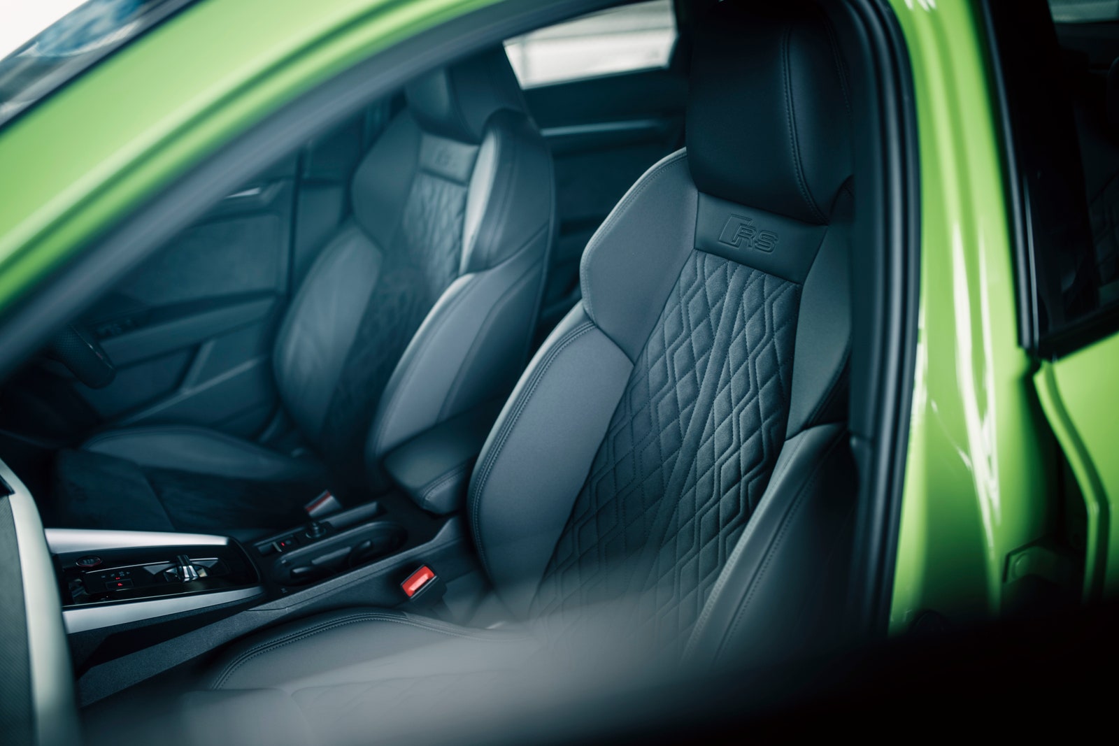 搭载5缸发动机全新奥迪rs3,哪一年的奥迪rs3性能最好