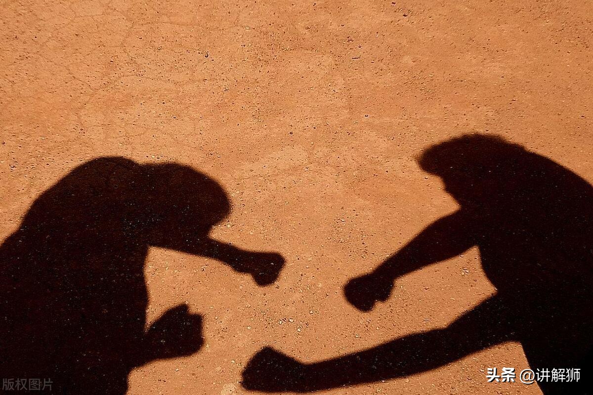 2岁宝宝半夜睡觉出汗磨牙,2岁宝宝半夜睡觉突然大哭