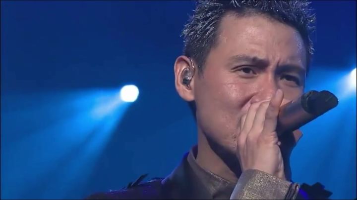 头腔共鸣胸腔共鸣鼻腔共鸣的区别,头腔共鸣和咽腔共鸣的区别