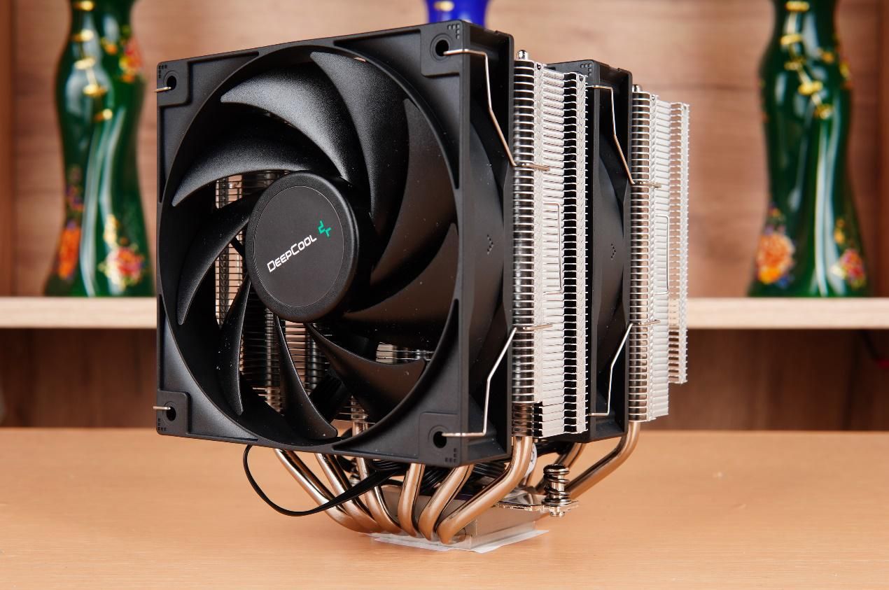 九州风神大霜塔v5和v3的区别,九州风神大霜塔v5能压住14600kf吗